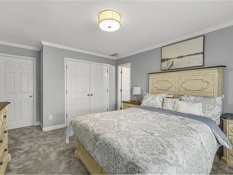 9800 Foxworth Dr — Photo 38