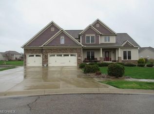 2850 Londonbury St NW, Uniontown, OH 44685
