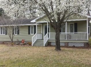 7110 Neuse Rd, Grantsboro, NC 28529