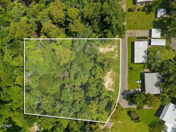 316 Byrd Parker Dr, Wewahitchka, FL 32465