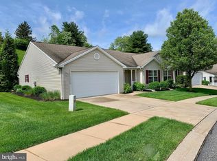 6976 Seneca Ridge Dr, York, PA 17403