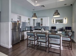 8485 Hammocks Blvd #7102, Miami, FL 33193