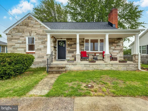 25 Young Ave, Boonsboro, MD 21713