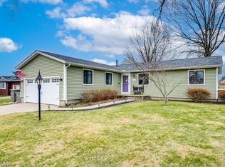 633 Mesa Verde Dr, Barberton, OH