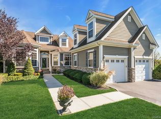 420 Stonecrop Rd, Aquebogue, NY 11931