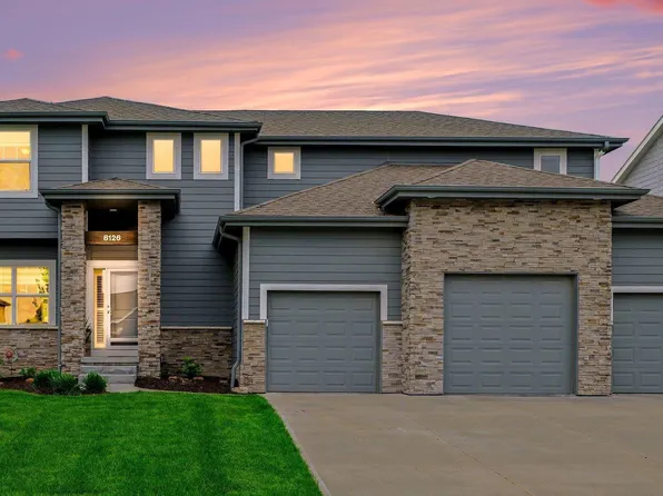 8126 S 196th St, Gretna, NE 68028