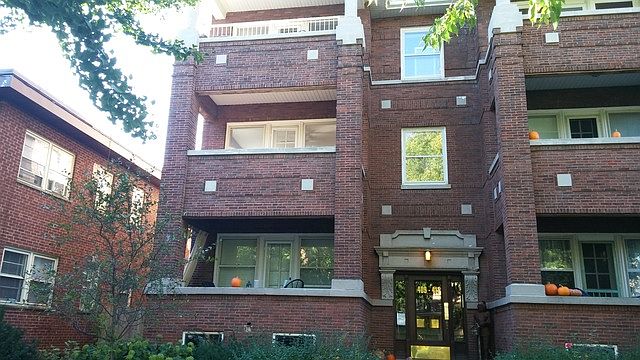 1st image of 409 Washington Blvd APT 2