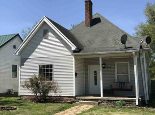 311 SE 7th St, Washington, IN 47501