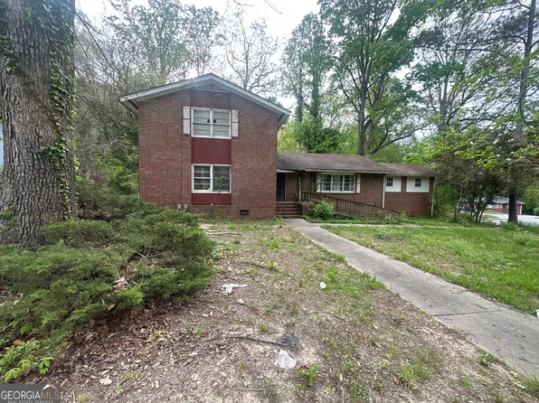 110 Leathers Cir NW, Atlanta, GA 30314
