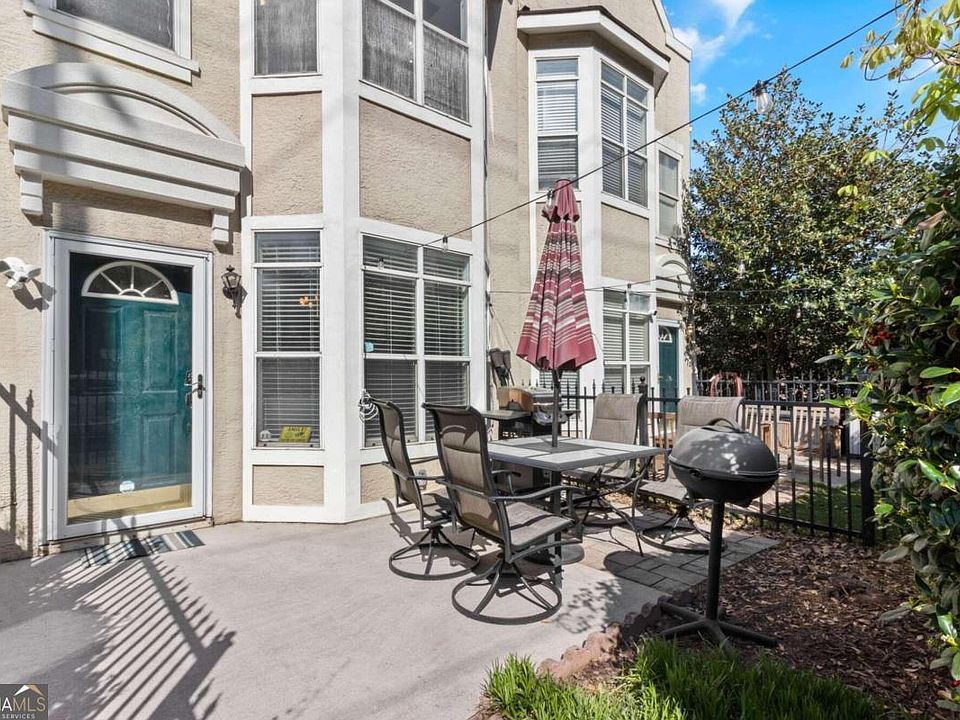 1st image of 375 Highland Ave NE Unit 402