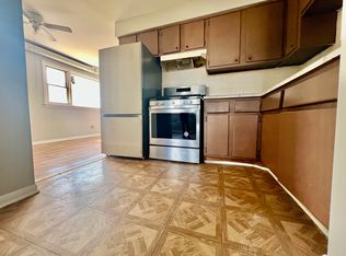 4485 S Archer Ave #2D, Chicago, IL 60632