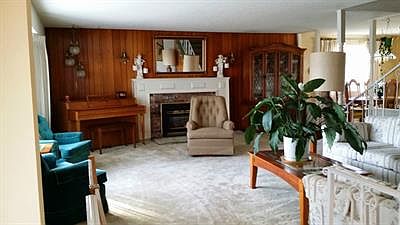 3rd image of 7920 Lorna Dr SE