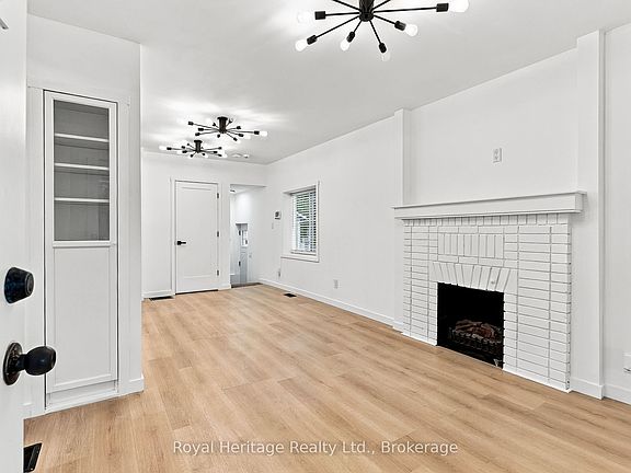 4th image of 157 Water St
