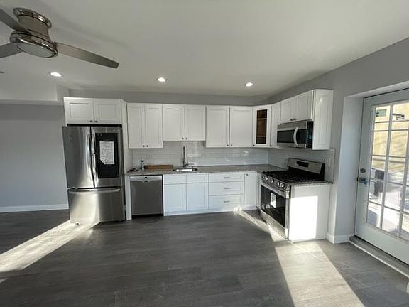 2nd image of 1625 S 11th St Floor 2