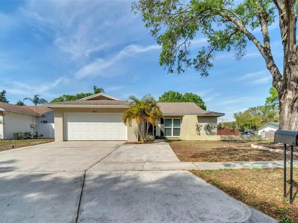 801 Attache Ct, Tampa, FL 33613