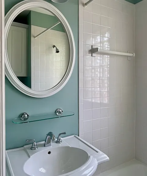 Hall bath