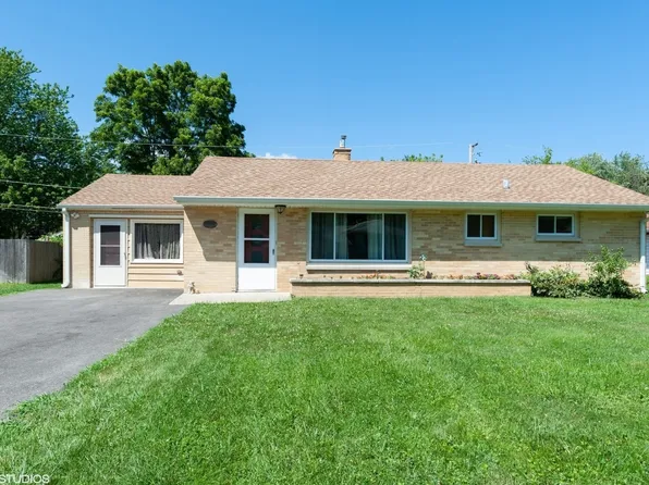 10274 W Ford Ave, Beach Park, IL 60099