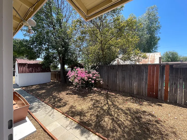 11666 Davis St — Photo 22