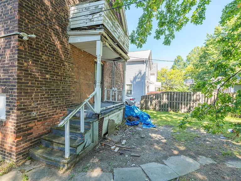 2795 E 118th St #UP — Photo 3