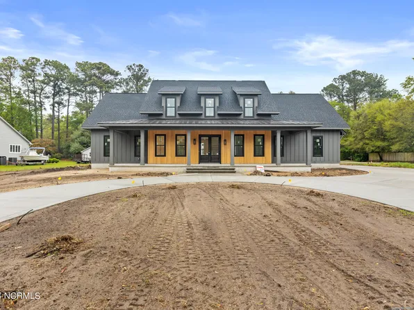 102 Bradley Pines Drive, Wilmington, NC 28403