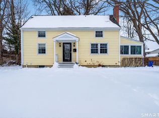 8 Michael St, Norwalk, CT 06854