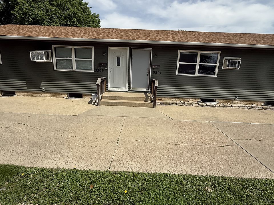 1st image of 3303 S Holly Ave #2