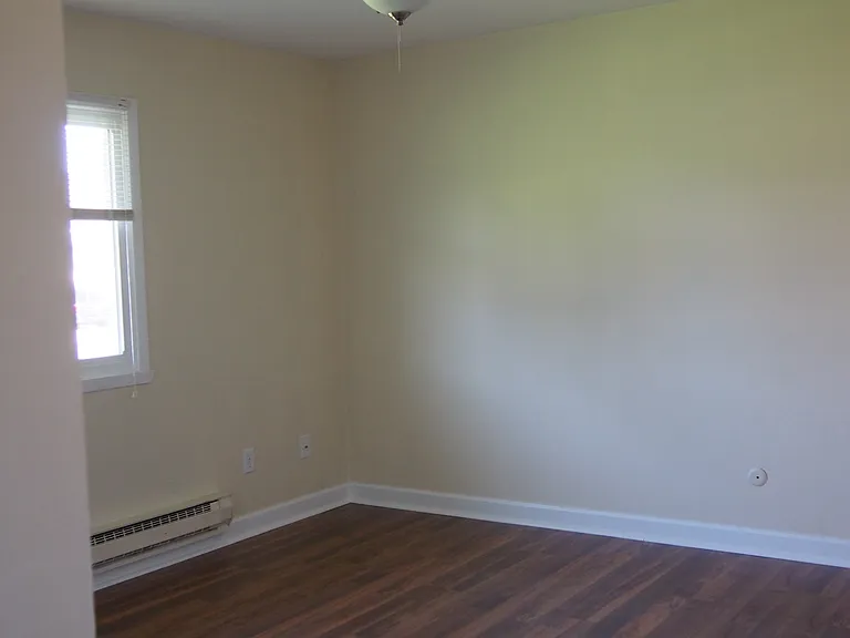708 Oakton Rd — Photo 6