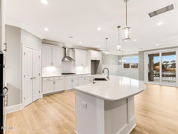 2nd image of 620 Eastwood Park Road #21-B