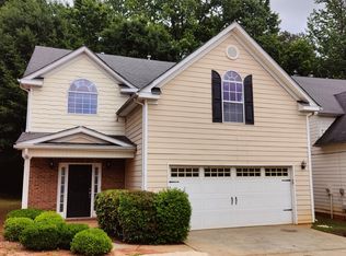45 Churchill Park Dr, Newnan, GA 30263