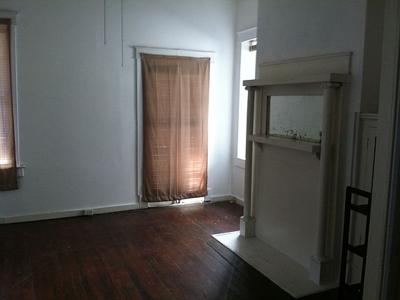 4th image of 310 W Bolton St APT C