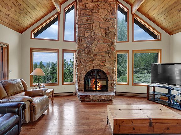 2nd image of 293 Marmot Dr