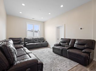 27 Columbia Ave #2, Jersey City, NJ 07307