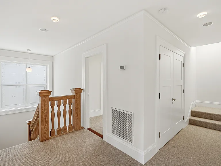 2998 Pacific Ave — Photo 55