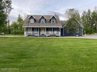 11893 E Fence Line Dr, Palmer, AK 99645