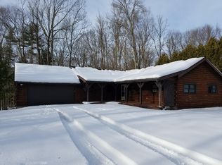 17 Captain Kidd Rd, Du Bois, PA 15801