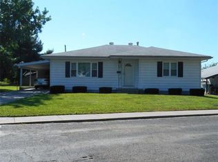 529 Scott St, Ste Genevieve, MO 63670