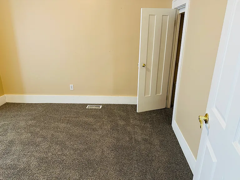 11270 N Rushton Rd #1 — Photo 11