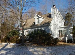 197 Harris Rd, Smithfield, RI 02917