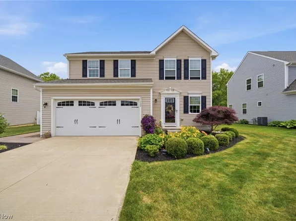 1724 Muirfield Ln, Painesville, OH 44077