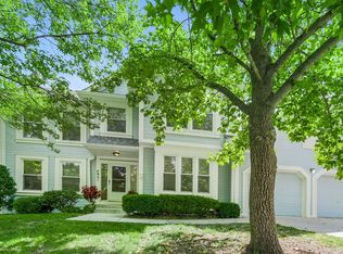 4921 Roundtree St, Shawnee, KS 66226