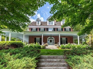 587 Old River Rd, Woodstock, VT 05091