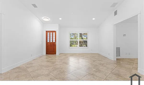 11580 NW 20th Dr — Photo 3