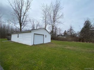 6106 Godfrey Rd #32, Burt, NY 14028