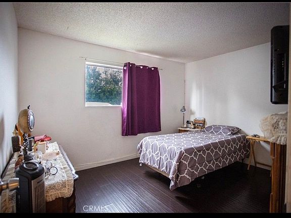 5th image of 23659 Golden Springs Dr