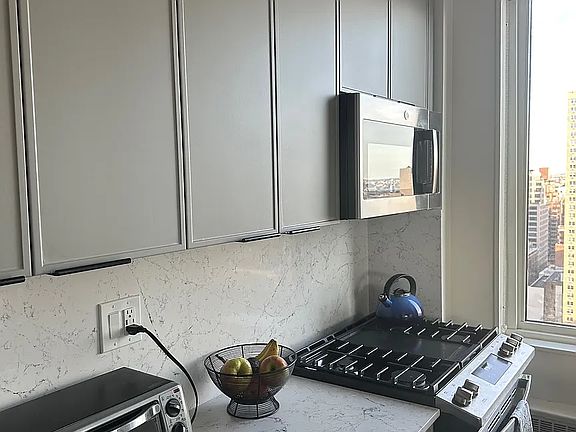 4th image of 401 E 80th St APT 23A