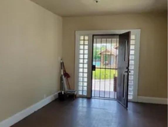 2nd image of 6709 Stratford Ave