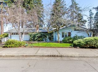2451 Panorama Dr, Eugene, OR