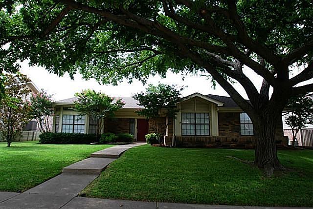1st image of 309 Hillside Ln