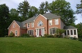 2nd image of 67 Riddle Dr