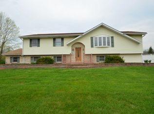 432 Sabol Rd, Stroudsburg, PA 18360